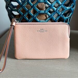 NWOT Coach Blush Pink/Salmon Leather Wristlet